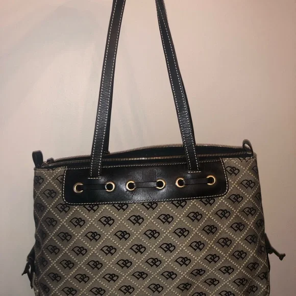 Dooney & bourke tote - Picture 11 of 16